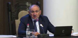 Пашинян пообещал внеплановые визиты в школы и больницы Капана