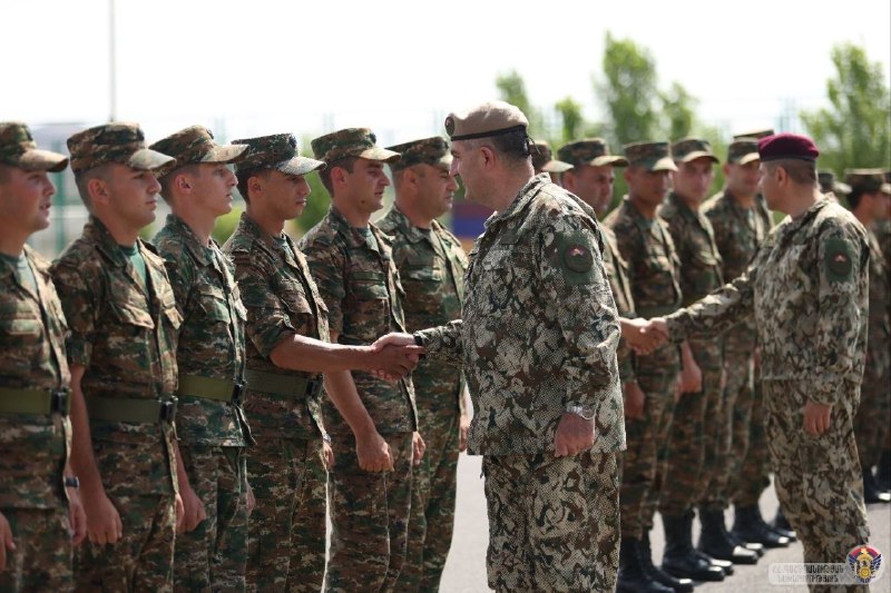 Глава Генштаба ВС Армении Эдвард Асрян принял присягу сержантов в Капане
