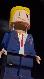 В Капане обсуждают сожжение чучела Трампа в стиле LEGO на похоронах Хаменеи