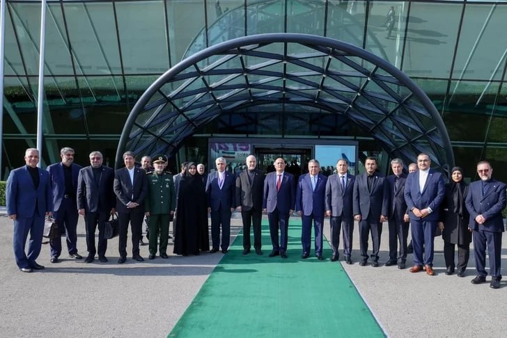 Спикер парламента Ирана прибыл в Баку: что это значит для приграничного Капана?