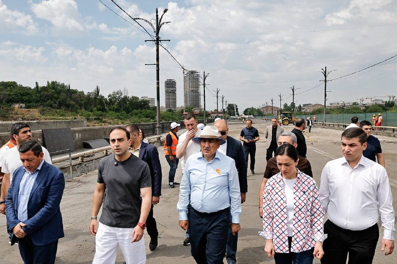 Никол Пашинян проинспектировал ремонт моста Киевян в Капане