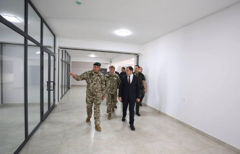 В Капане открыли новый корпус штаба учебного центра: Сурен Папикян — о лучших условиях для военных
