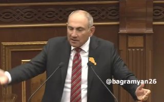 Пашинян призвал оппозицию выйти на площадь после обвинений в фальсификации выборов в Капане