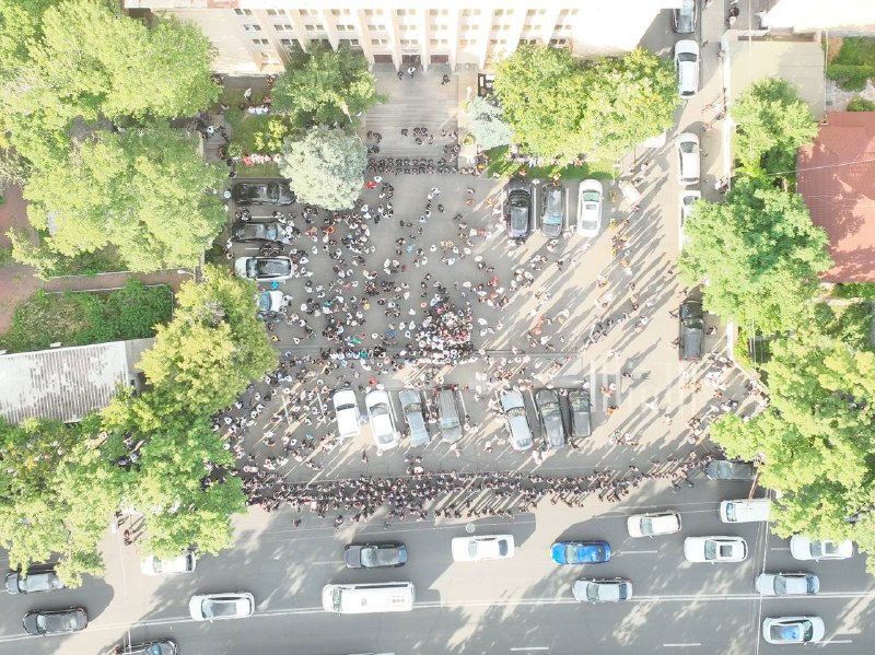 Выборы в Капане: оппозиция собрала меньше сотни человек на митинг