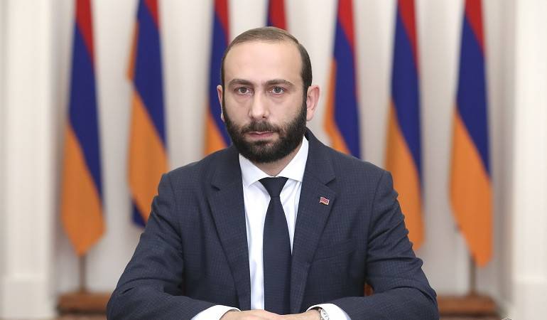 Арарат Мирзоян, министр иностранных дел Армении, на официальном мероприятии